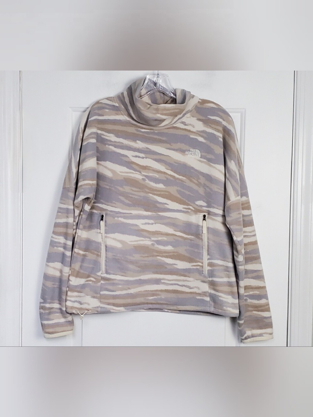 The North Face Womens Camo Fleece Pullover Pockets Cozy Outdoor - Size S - EUC